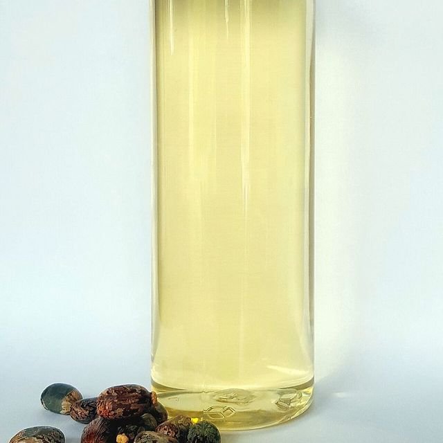 Castor Oil (ஆமணக்கு எண்ணெய்)